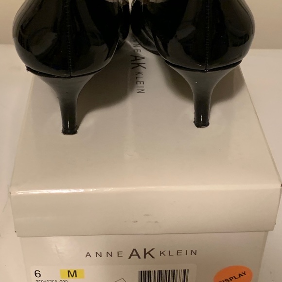 Shoes - Picture 2 of 2